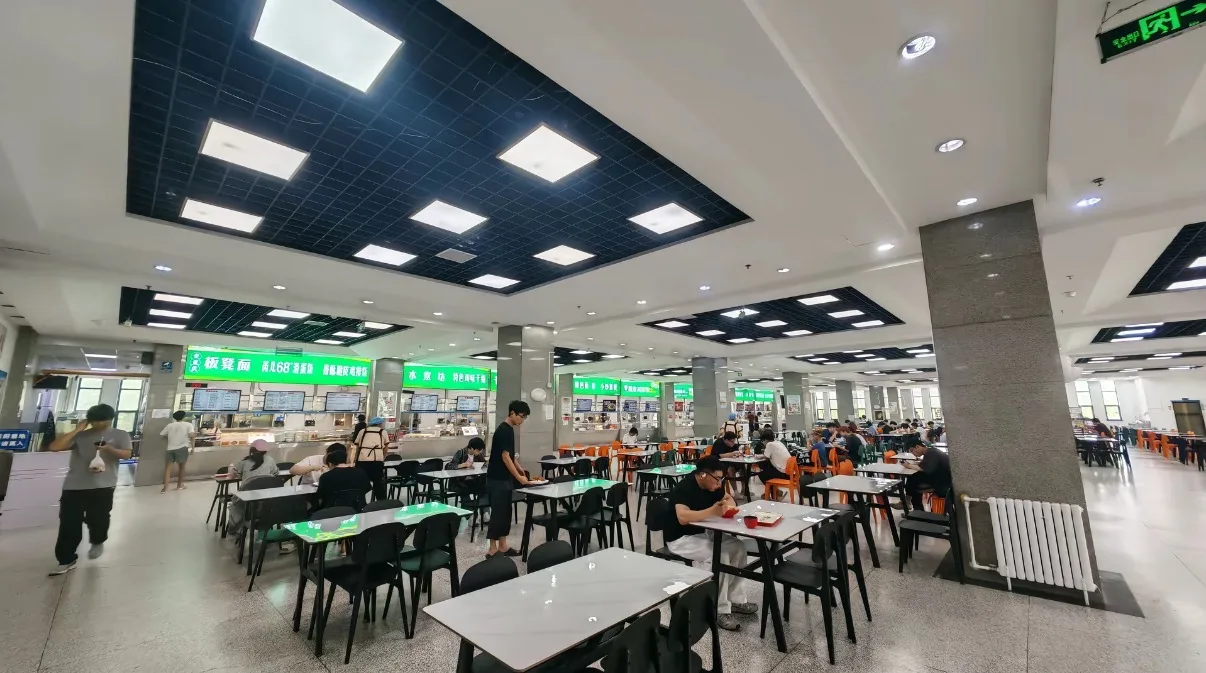 食堂实拍